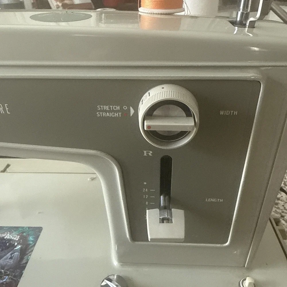 Vintage Sears Kenmore 5186 Sewing Machine w/ Foot Pedal Grannycore Well made
